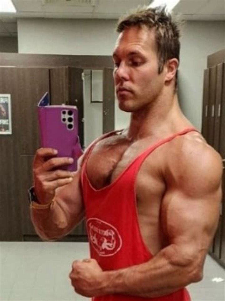 Aaron Curtis (bodybuilder) Wiki,Age,Birthday,Biography,Height,Net Worth ..