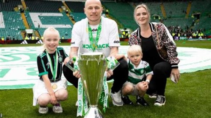Aaron Mooy (soccerplayer) Wiki,Age,Birthday,Biography,Height,Net Worth ..