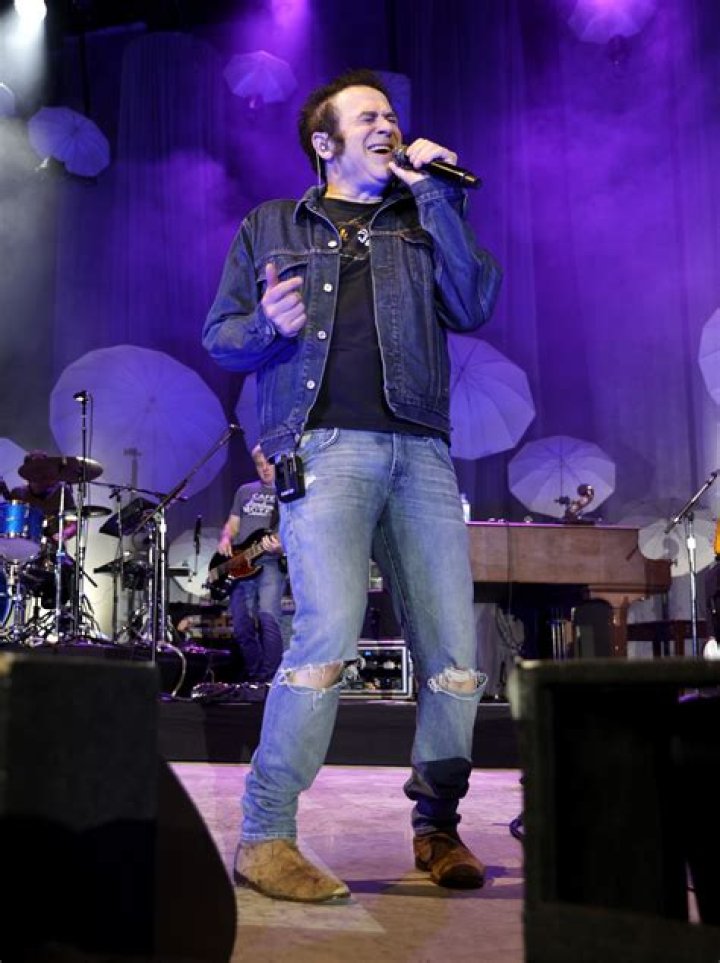 Adam Duritz (countrysinger) Wiki,Age,Birthday,Biography,Height,Net Worth ..