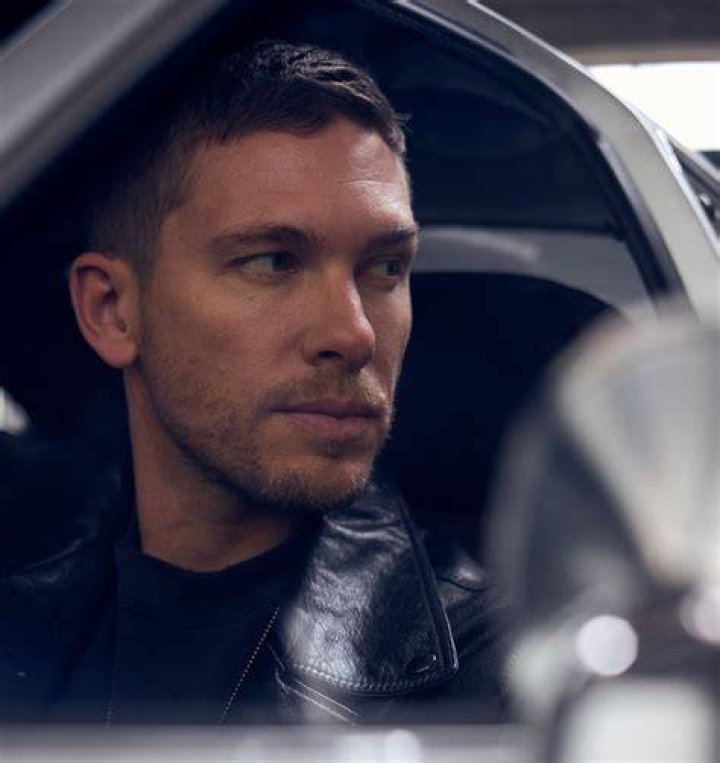 Adam Senn (model) Wiki,Age,Birthday,Biography,Height,Net Worth ..