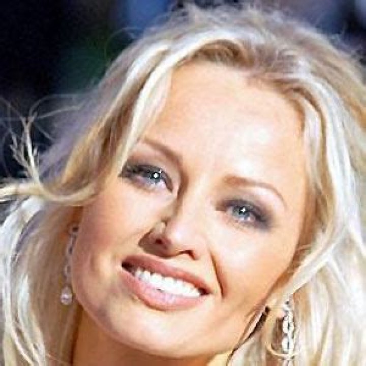 Adriana Sklenarikova (model) Wiki,Age,Birthday,Biography,Height,Net Worth ..