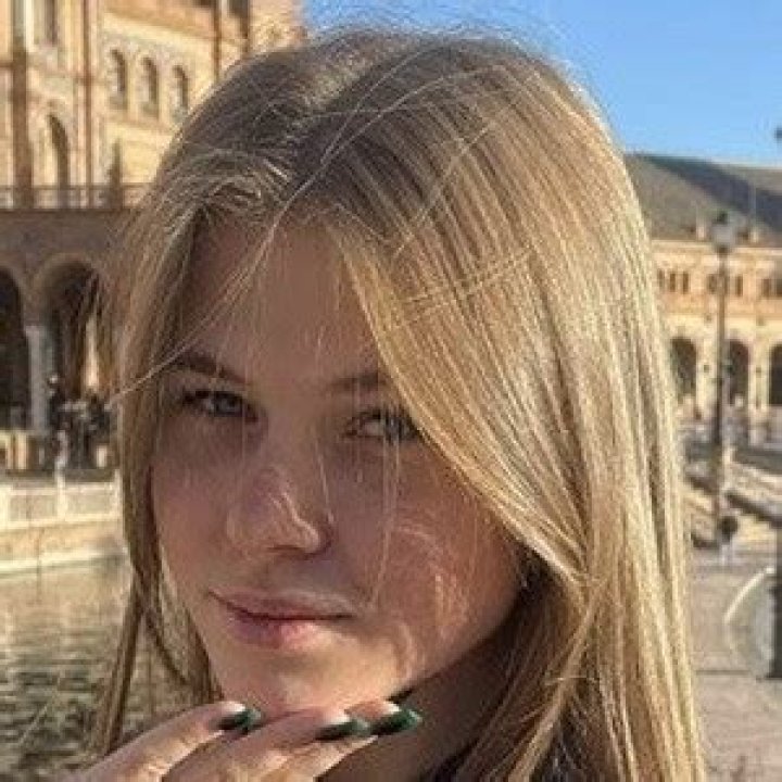 Agathe Vssr (youtubestar) Wiki,Age,Birthday,Biography,Height,Net Worth ..