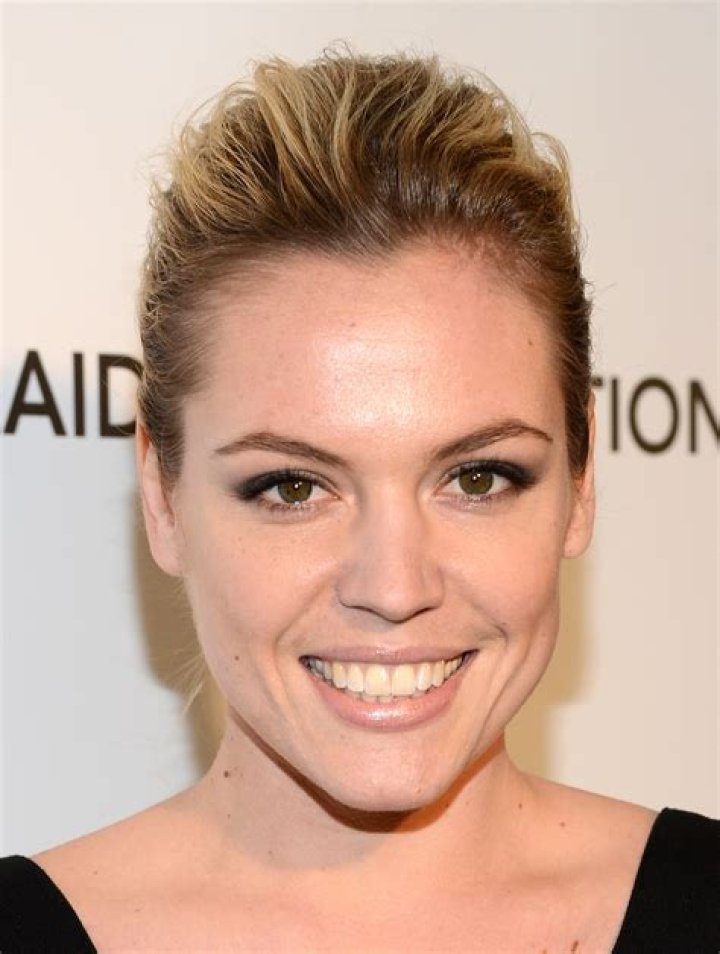 Agnes Bruckner (movieactress) Wiki,Age,Birthday,Biography,Height,Net Worth ..