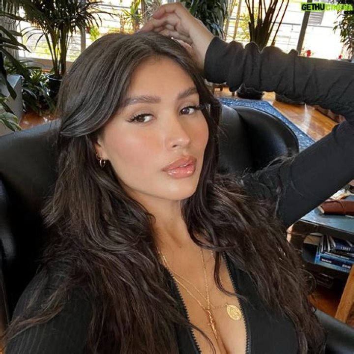 Aimee Flores (realitystar) Wiki,Age,Birthday,Biography,Height,Net Worth ..