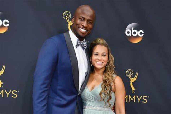 Akbar Gbaja-Biamila - Bio, Age, net worth, height, weight, Wiki, Facts and Family
