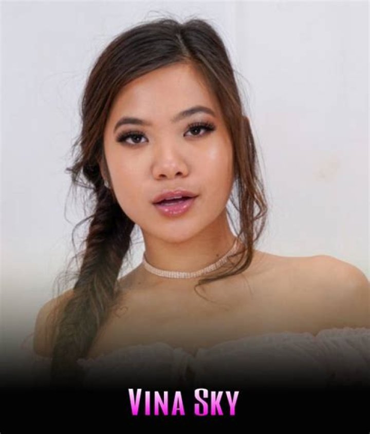 Akira Sky - Bio, Age, Wiki, Facts and Family