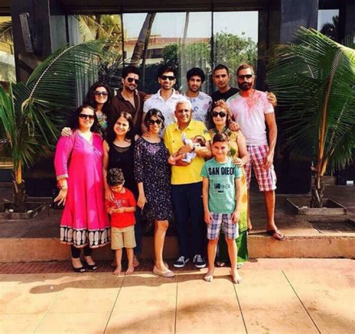 Akshay Dogra - Bio, Age, siblings, height, Wiki, Facts and Family