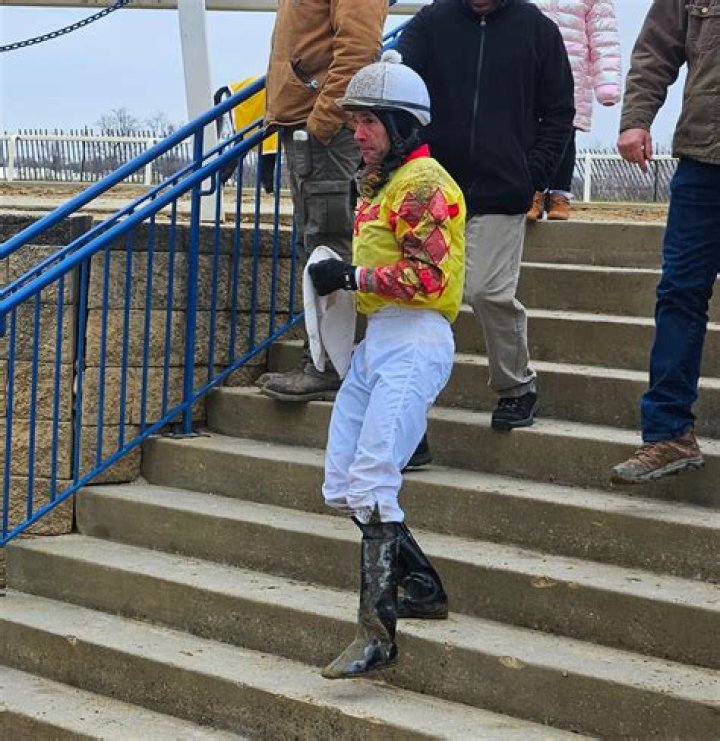 Alberto Delgado: Horse Jockey Detailed Bio, Age, Birthday, & Height Insights and more