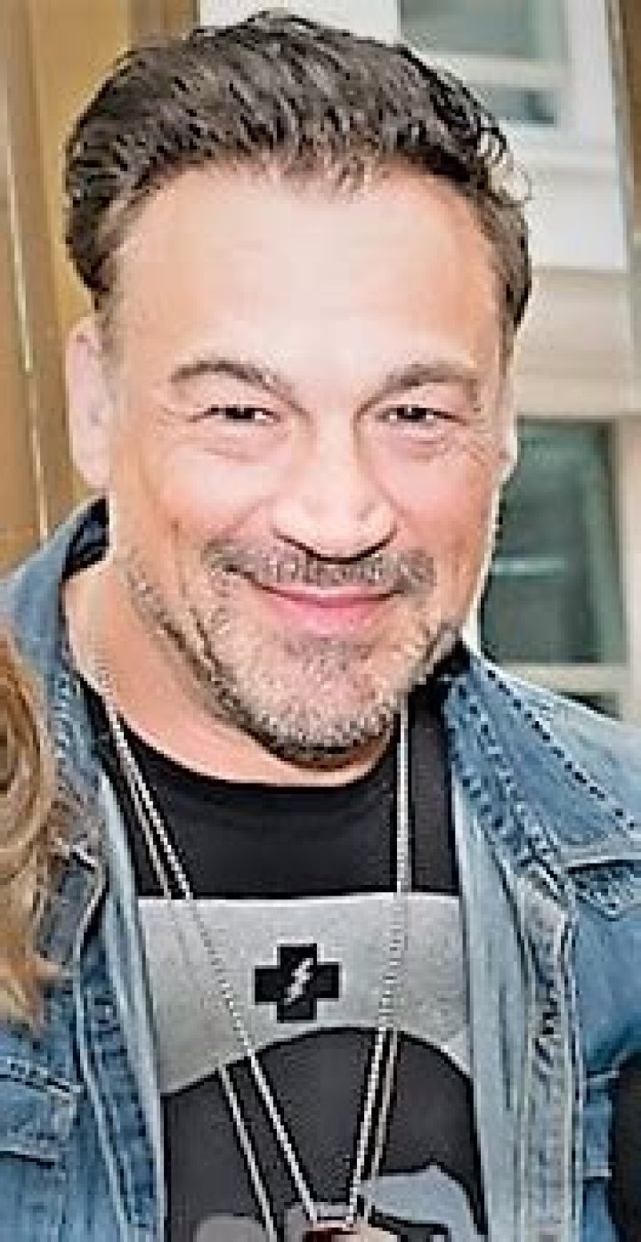 Aleks Paunovic - Bio, Age, height, Wiki, Facts and Family