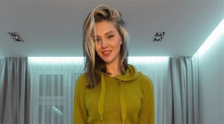alena cosplay - Bio, Age, Wiki, Facts and Family