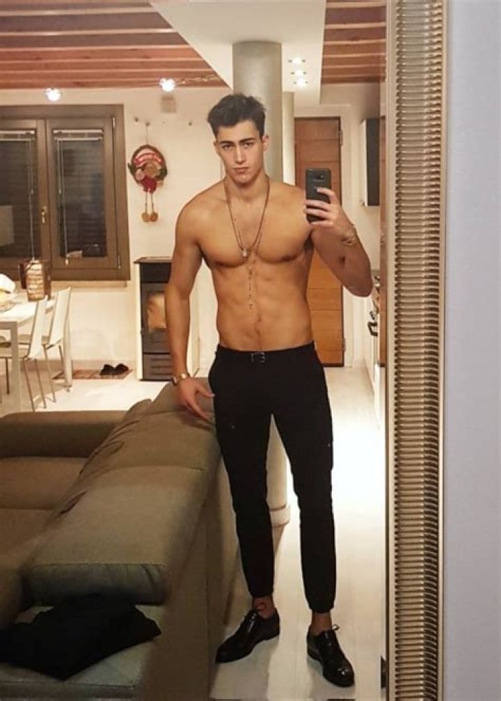 Alessio Pozzi - Bio, Age, height, weight, Wiki, Facts and Family