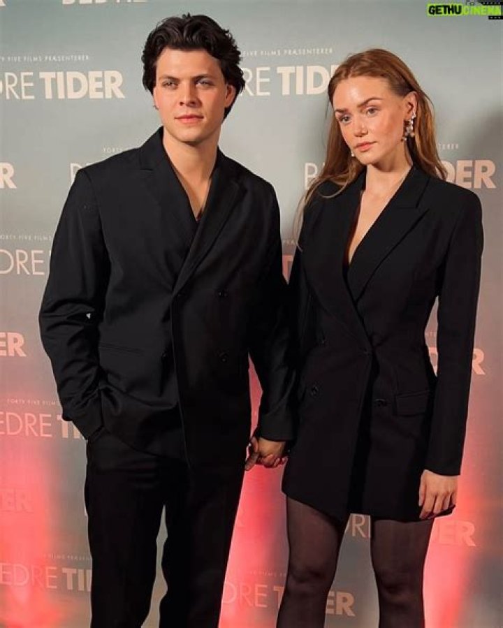 Alex Hogh Andersen - Bio, Age, height, Wiki, Facts and Family