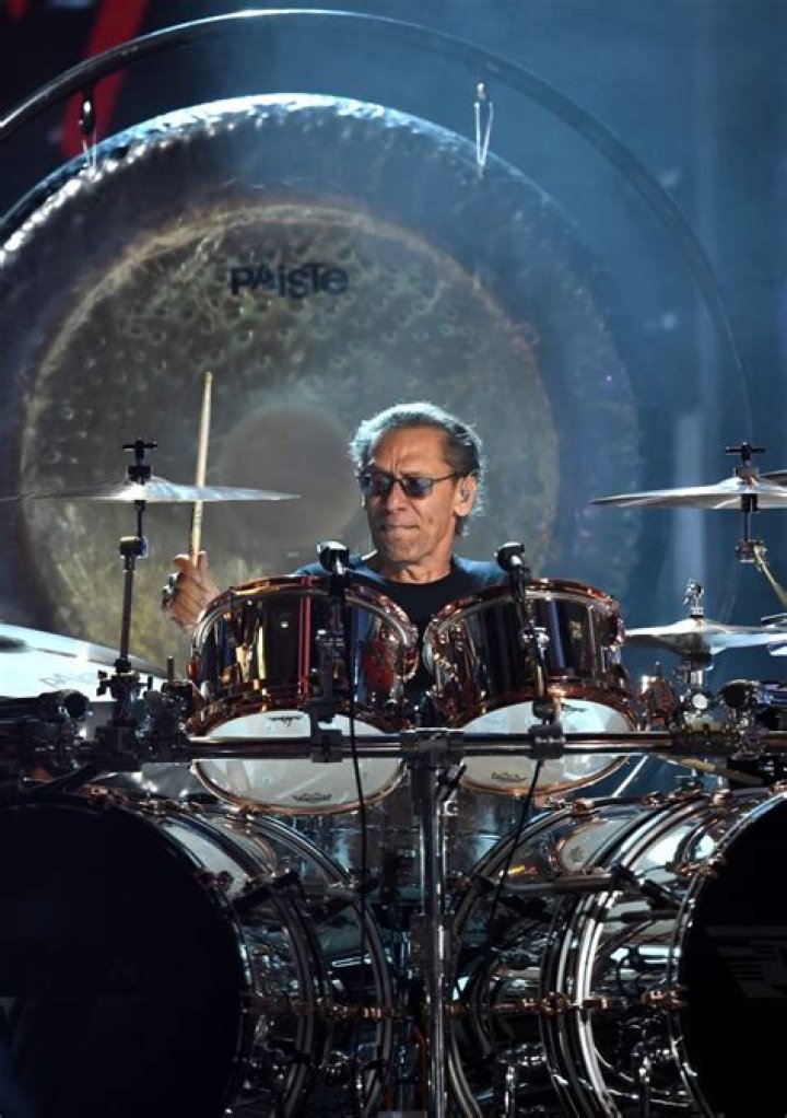 Alex Van Halen (drummer) Wiki,Age,Birthday,Biography,Height,Net Worth ..