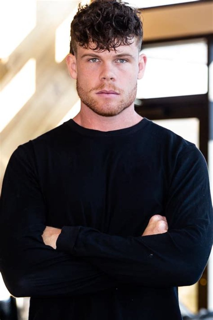 Alex Whistance - Bio, Age, Wiki, Facts and Family