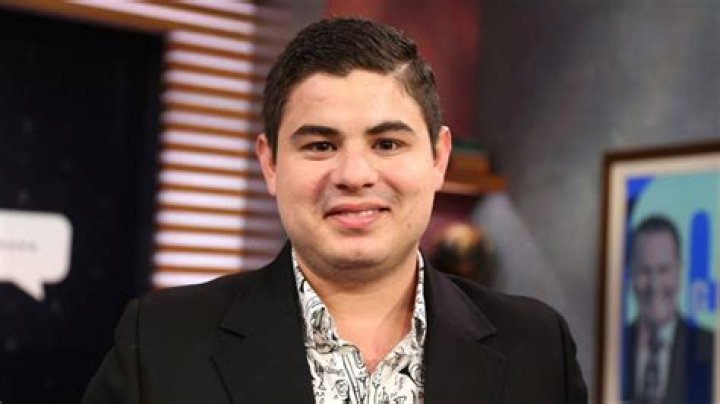 Alfredo Olivas (worldmusicsinger) Wiki,Age,Birthday,Biography,Height,Net Worth ..