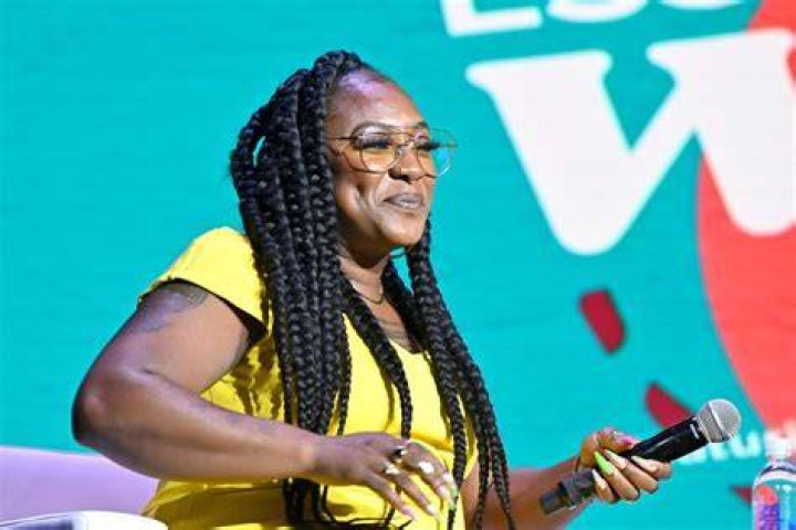 Alicia Garza (activist) Wiki,Age,Birthday,Biography,Height,Net Worth ..