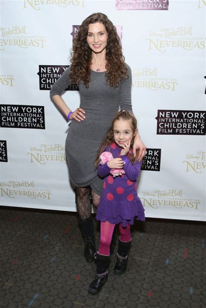 Alicia Minshew (tvactress) Wiki,Age,Birthday,Biography,Height,Net Worth ..
