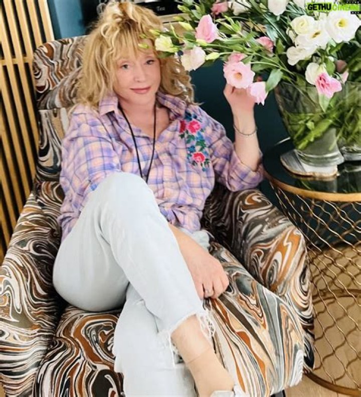 Alla Pugacheva (popsinger) Wiki,Age,Birthday,Biography,Height,Net Worth ..