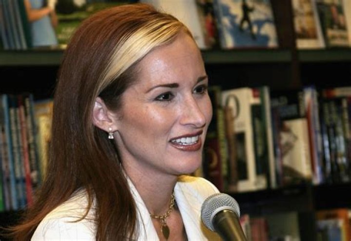 Allison Dubois - Bio, Age, Wiki, Facts and Family