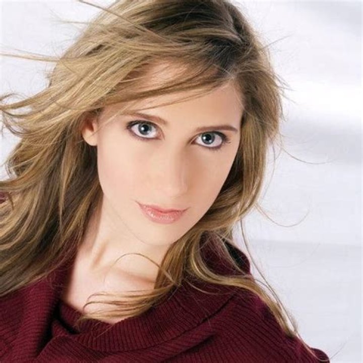 Amanda Peterson - Bio, Age, Wiki, Facts and Family
