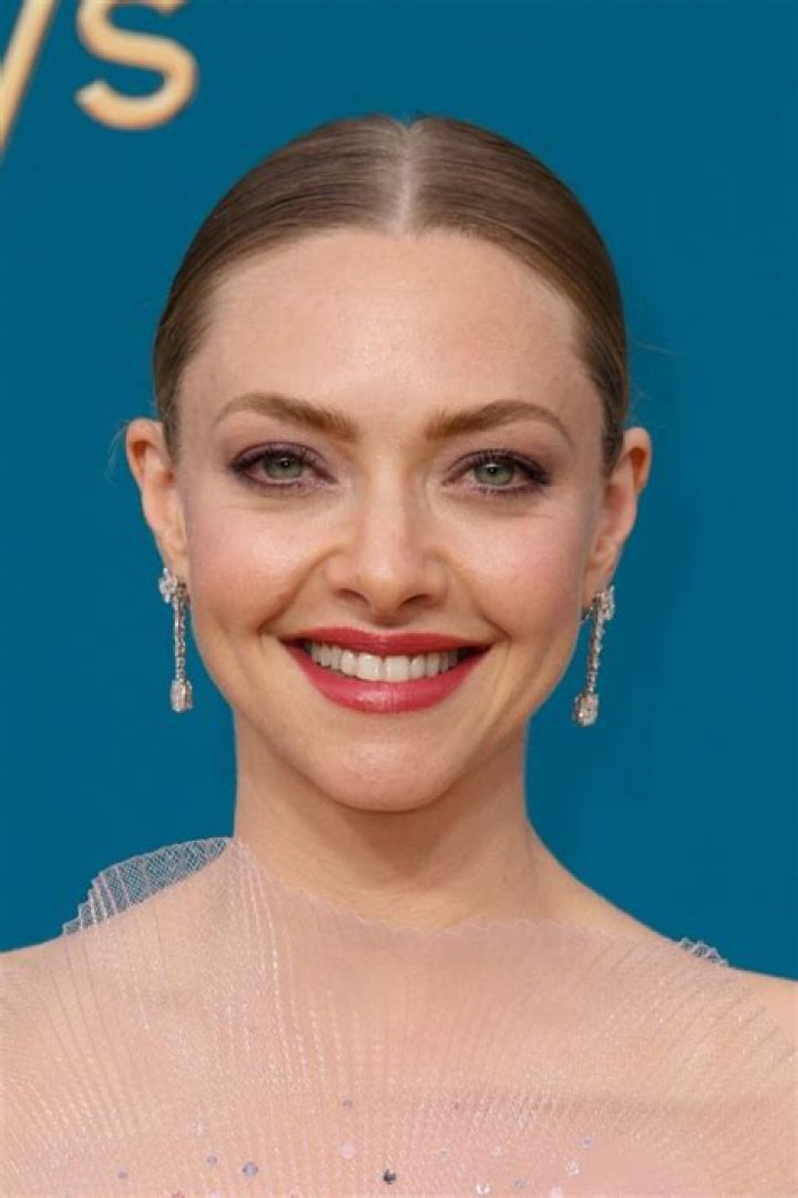 Amanda Seyfried (movieactress) Wiki,Age,Birthday,Biography,Height,Net Worth ..