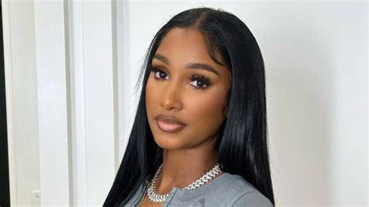 Amarie Burgos (instagramstar) Wiki,Age,Birthday,Biography,Height,Net Worth ..