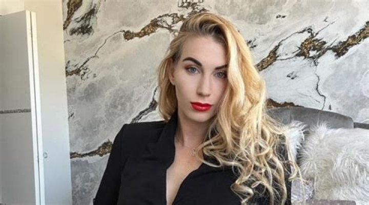 Amber Hayes (countrysinger) Wiki,Age,Birthday,Biography,Height,Net Worth ..