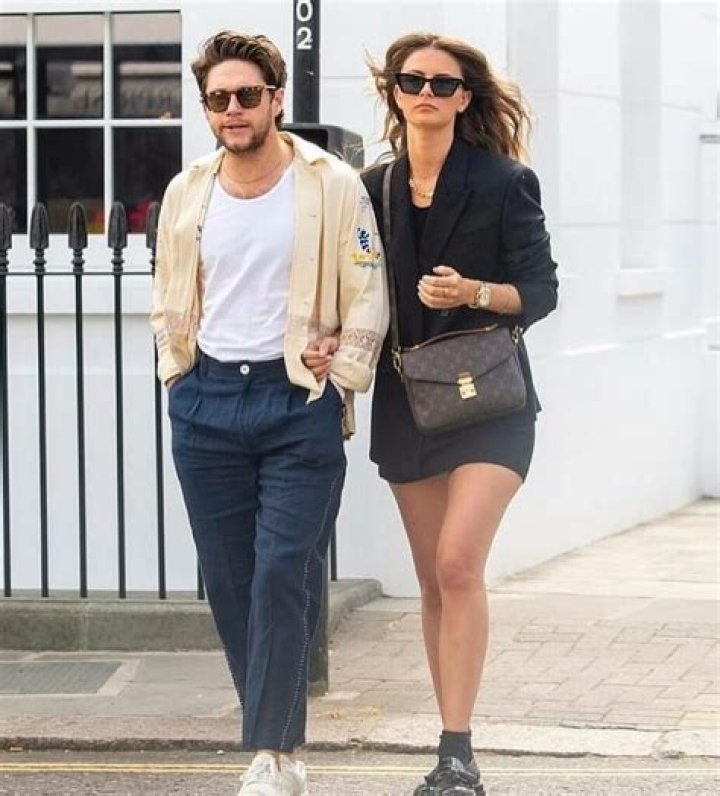 Amelia Woolley (fashiondesigner) Wiki,Age,Birthday,Biography,Height,Net Worth ..