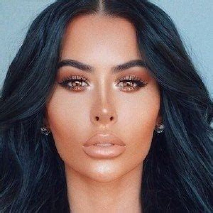 Amra Olevic (instagramstar) Wiki,Age,Birthday,Biography,Height,Net Worth ..