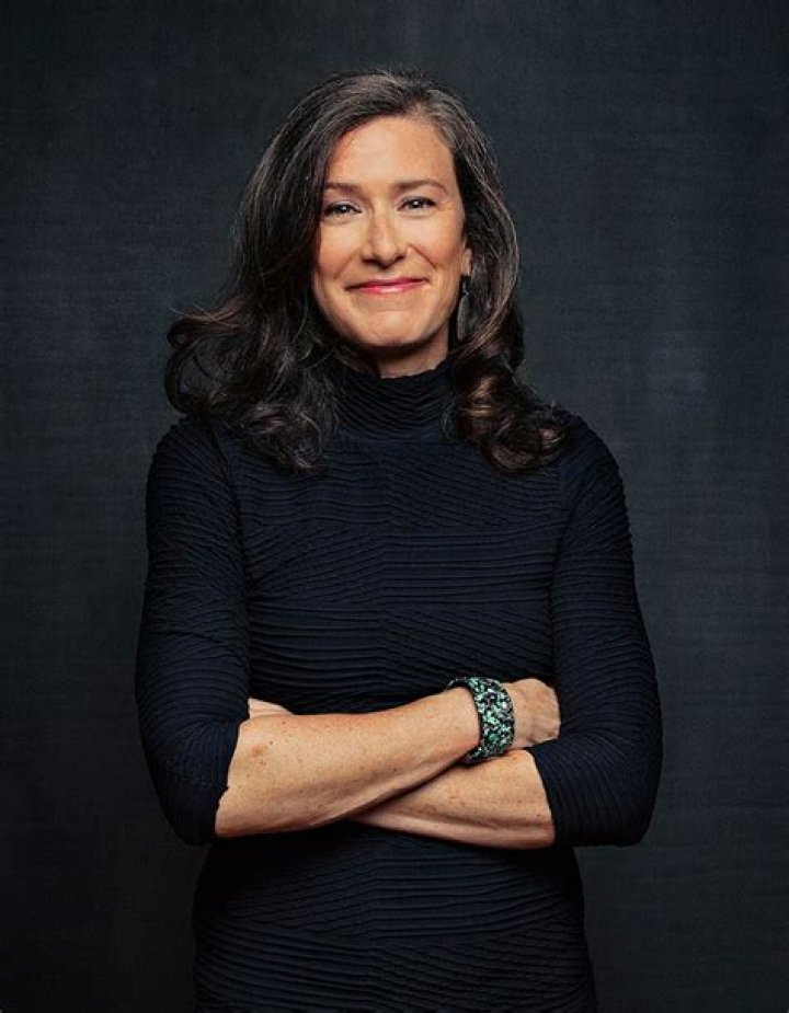 Amy Siskind (activist) Wiki,Age,Birthday,Biography,Height,Net Worth ..