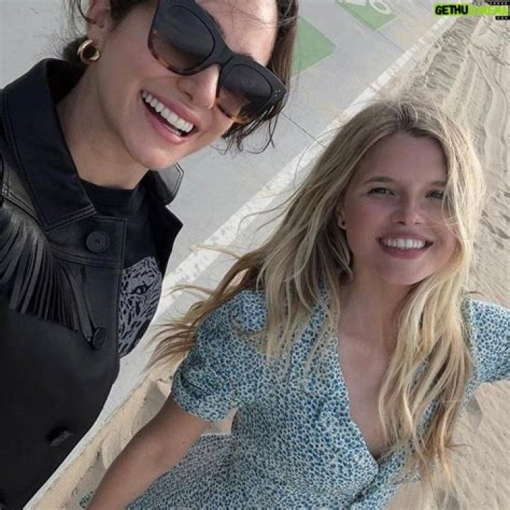 Ana Mulvoy-Ten - Bio, Age, Wiki, Facts and Family