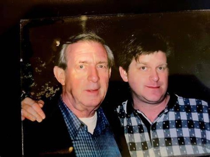 Andy Luckey (screenwriter) Wiki,Age,Birthday,Biography,Height,Net Worth ..