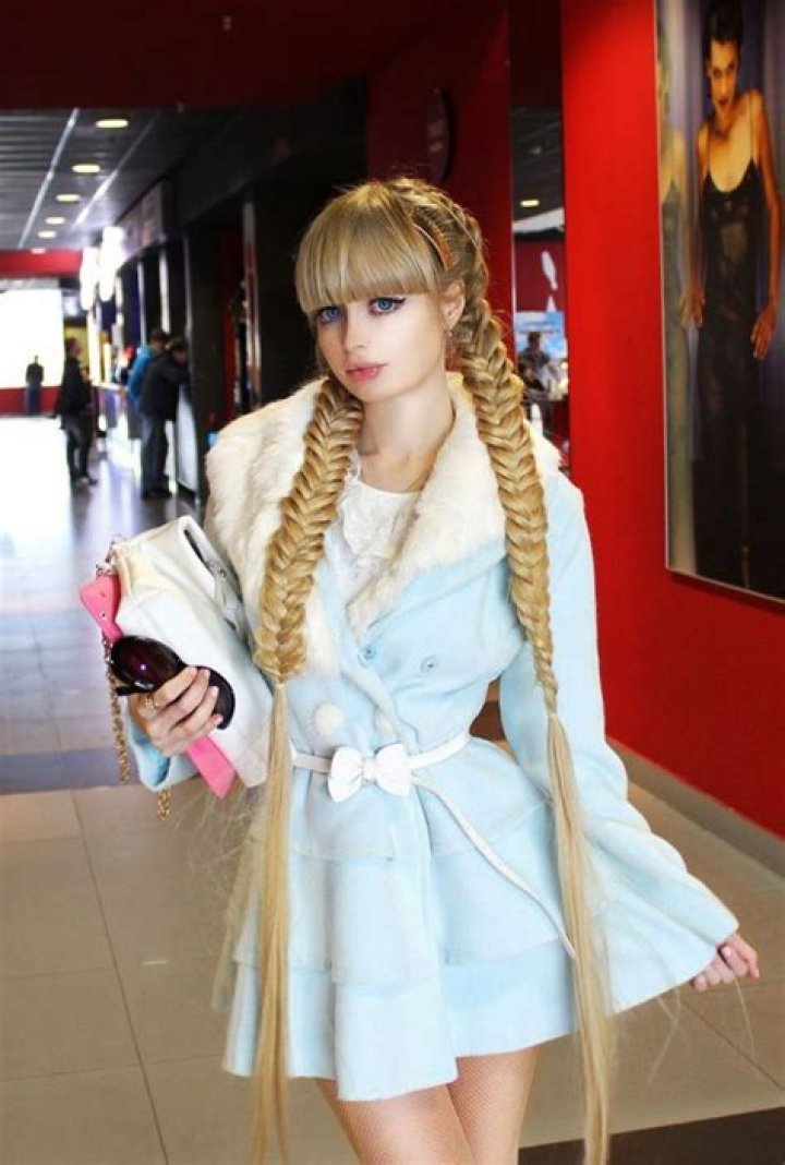 Angelica Kenova - Bio, Age, Wiki, Facts and Family