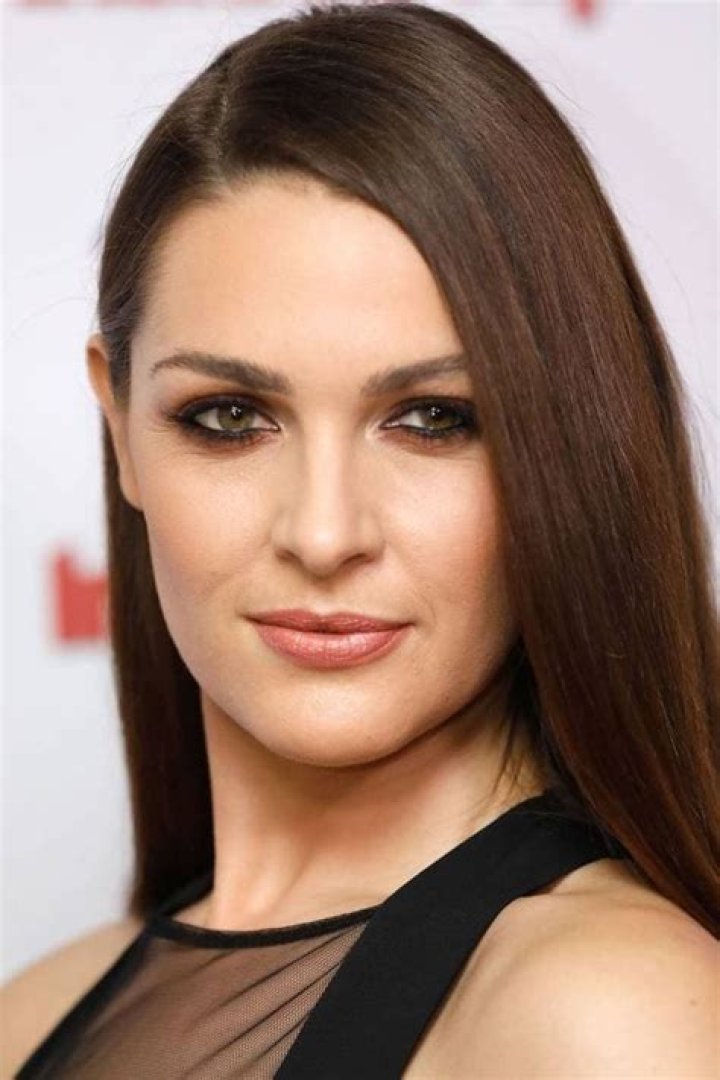Anna Passey (soapoperaactress) Wiki,Age,Birthday,Biography,Height,Net Worth ..