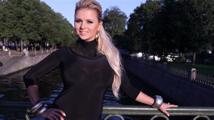 Anna Semenovich - Bio, Age, Wiki, Facts and Family