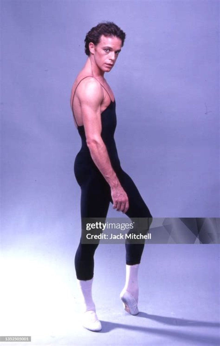 Anthony Dowell (dancer) Wiki,Age,Birthday,Biography,Height,Net Worth ..