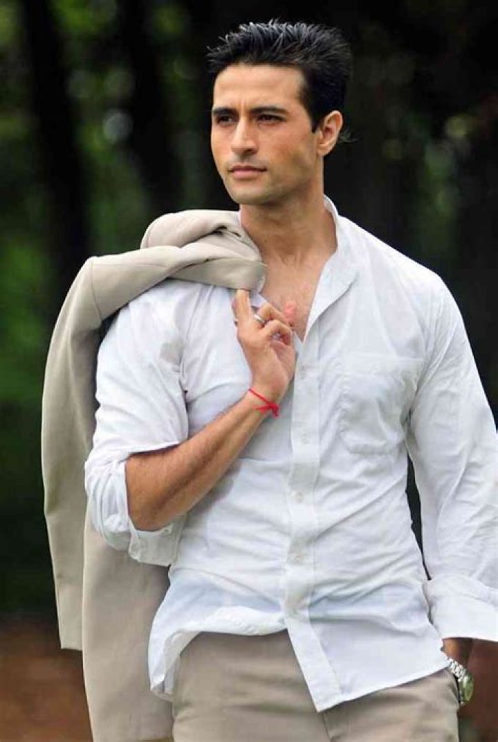 Apurva Agnihotri: TV Actor Detailed Bio, Age, Birthday, & Height Insights and more