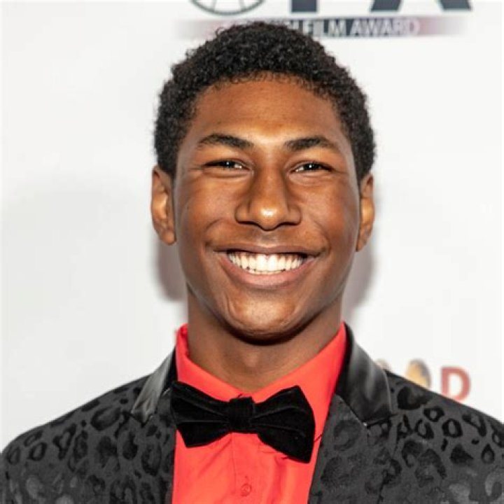 Armani Barrett - Bio, Age, Wiki, Facts and Family