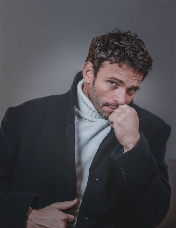 Arnaud Binard (actor) - Wikipedia, Age, Net Worth, Biography , Spotify, TikTok, Facebook, Facts and Family