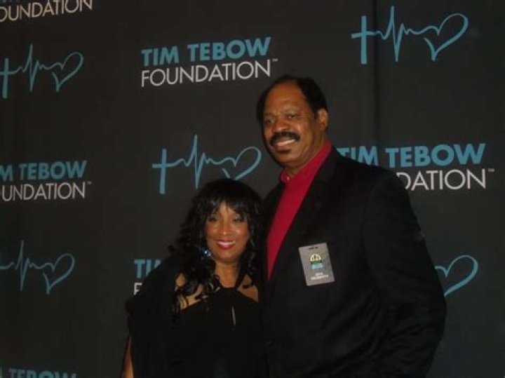 Artis Gilmore - Bio, Age, net worth, height, Wiki, Facts and Family