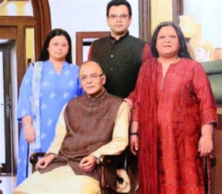 Arun Jaitley - Bio, Age, height, Wiki, Facts and Family
