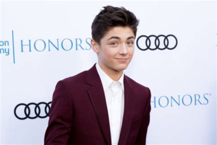 Asher Angel - Bio, Age, Wiki, Facts and Family