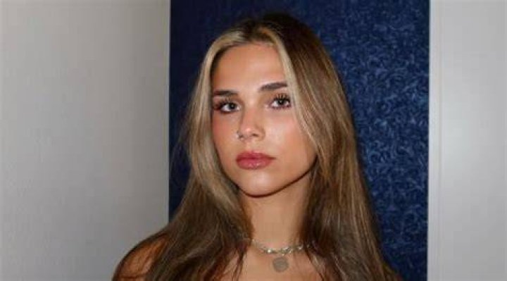 Ashlee Hewitt - Bio, Age, Wiki, Facts and Family