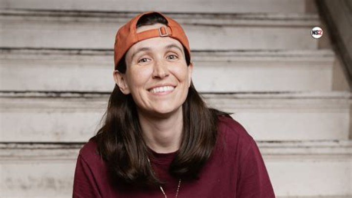 Ashley Gavin: Comedian Detailed Bio, Age, Birthday, & Height Insights and more