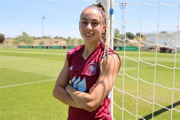 Athenea Del Castillo (soccerplayer) Wiki,Age,Birthday,Biography,Height,Net Worth ..