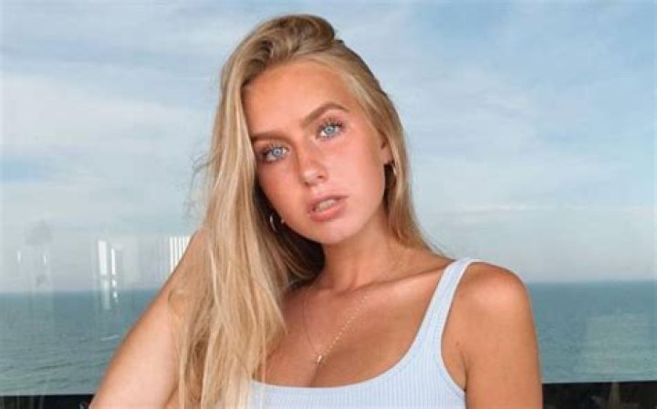 Aubrey Chesna (tiktokstar) Wiki,Age,Birthday,Biography,Height,Net Worth ..