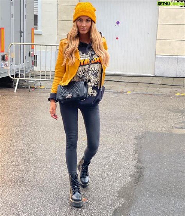 Aurélie Dotremont (realitystar) Wiki,Age,Birthday,Biography,Height,Net Worth ..
