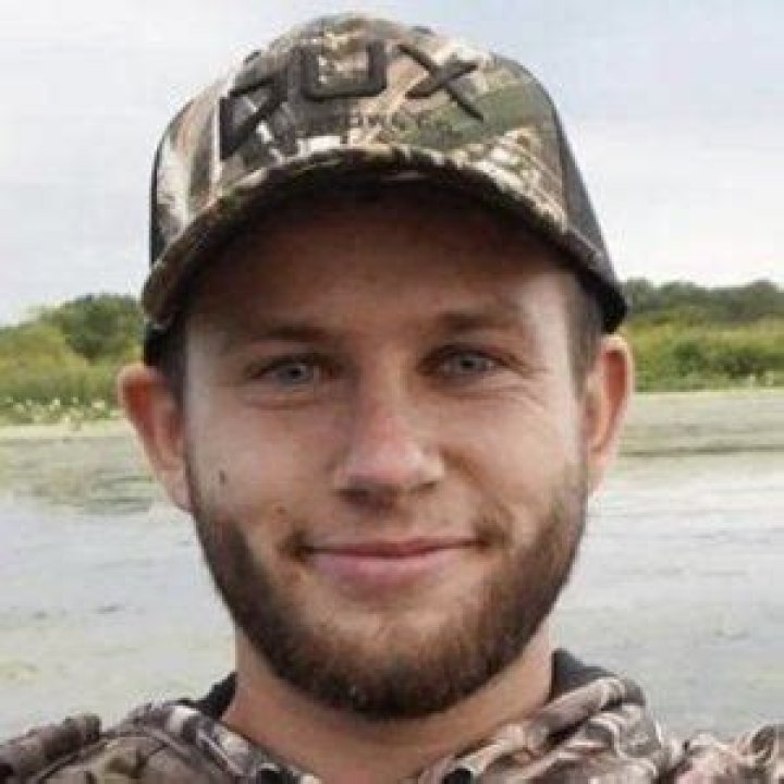 Austin Bonsell - Bio, Age, Wiki, Facts and Family