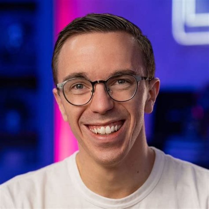 Austin Evans - Bio, Age, height, weight, Wiki, Facts and Family