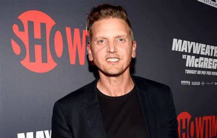 Barry Pepper - Bio, Age, net worth, height, weight, Wiki, Facts and Family